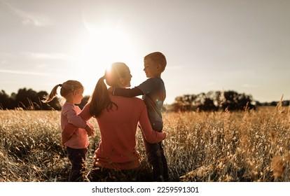 Mimpi dan Kebahagiaan Kekuatan Pendorong bagi Single Mom_alineaku