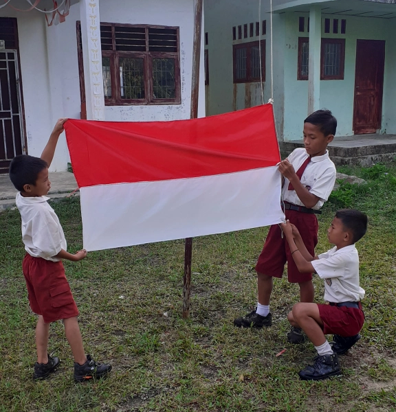 Bahasa, Literasi, dan Pendidikan Indonesia_alineaku