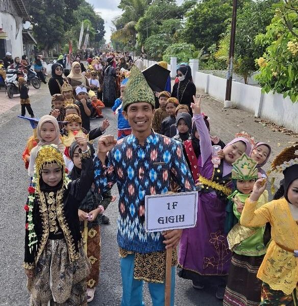 KARNAVAL BUDAYA PERINGATAN HUT RI KE-79 TAHUN 2024 MIN 9 BLITAR_alineaku