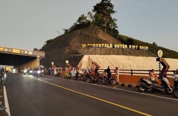 Mendung di Benteng Otanaha Bab 45_alineaku