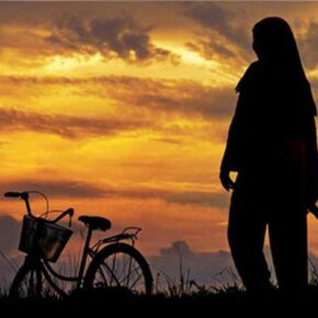 Perjuangan Sang Ibu, Kebahagian Sari_alineaku