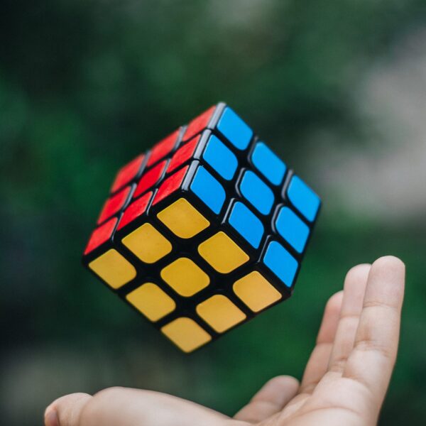 A Cube of Everything_alineaku