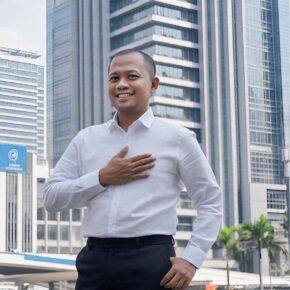 Bayangan Sejarah_alineaku