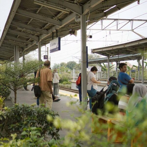 BAB 1- Rasa Yang Bersemi_alineaku