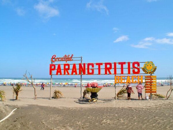 Parangtritis_alineaku