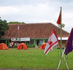 Kemah Pertama_alineaku