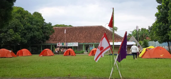 Kemah Pertama_alineaku